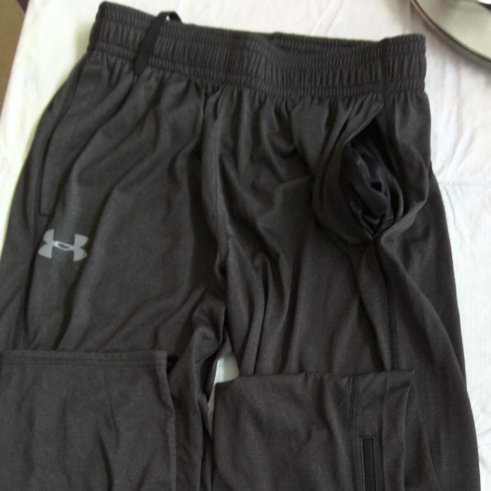 Under Armour joggers NWT